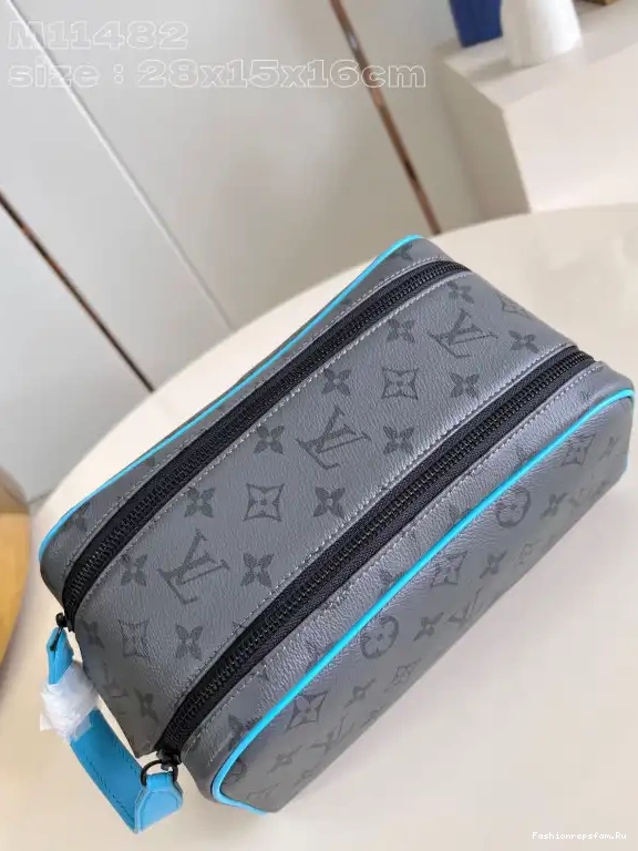 FS CHEAP bag-23*13*12CM KIT LOCKER LOUIS DOPP VUITTON 0606